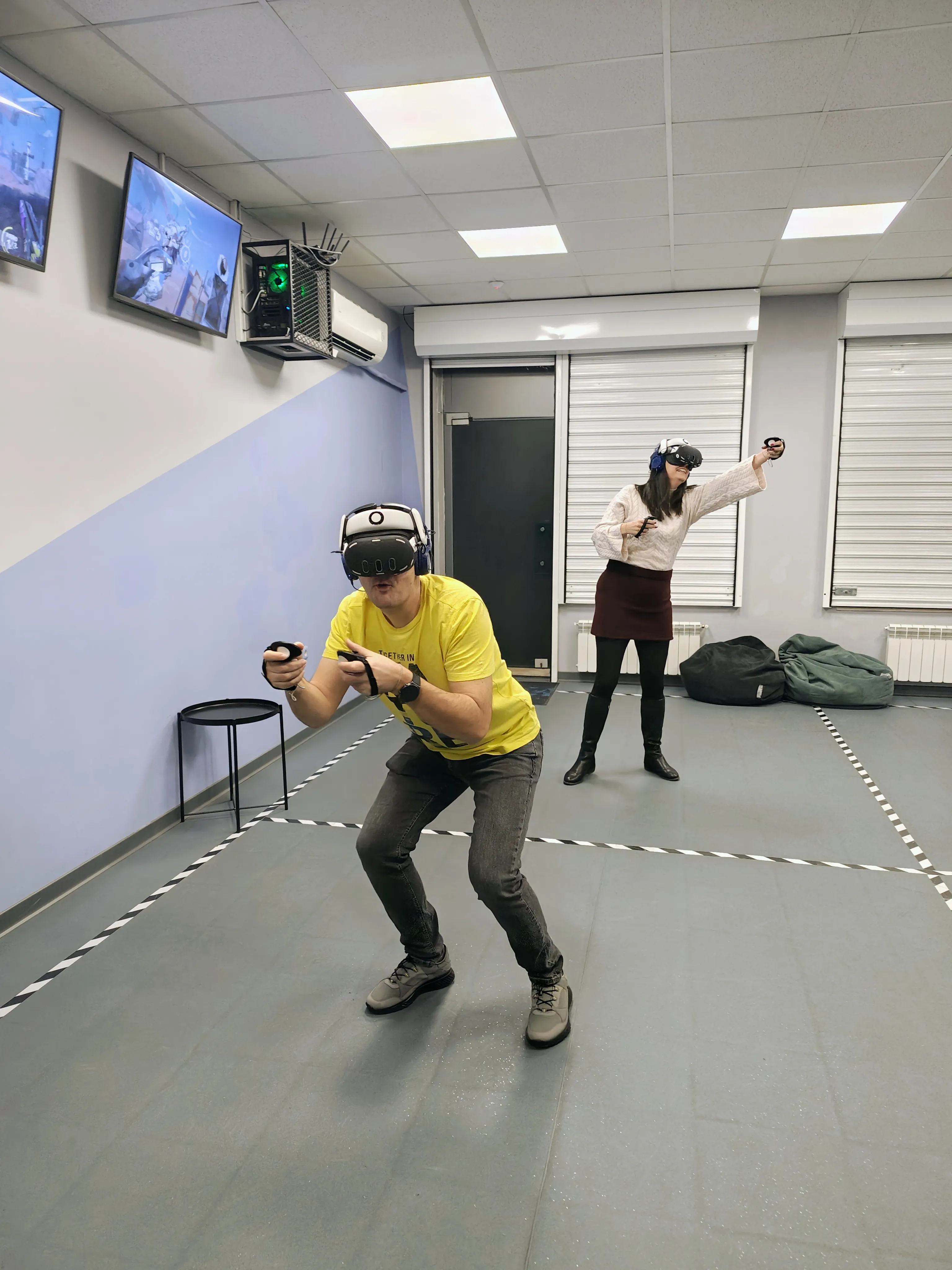 VR тийм билдинг във VRooms София